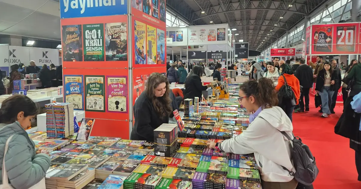Bursa Kitap Fuarı Merinos AKKM'de açıldı - Bursaport.com