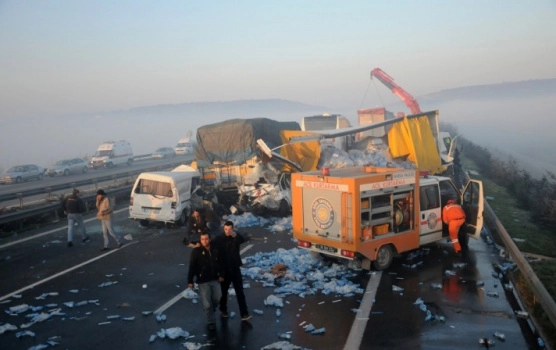 Yeni Hal yakınında trafik faciası