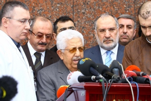 Erbakan için ziyaretçi akını