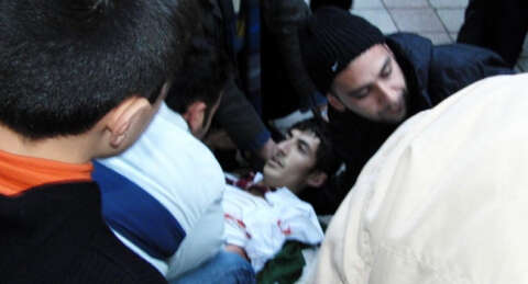 Kalbinden bıçaklanan genç kurtarılamadı