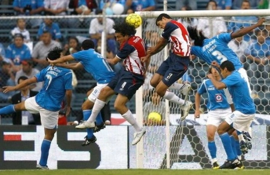 Futbol sahalarından görüntüler