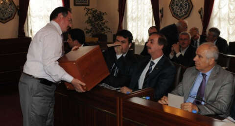 Büyükşehir'de komisyonlar belirlendi...