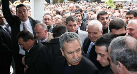 Mehmet Gedik gözyaşlarıyla uğurlandı