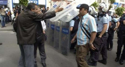 'Meclisiniz yere batsın sizin'