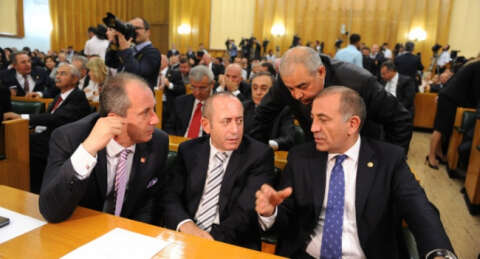 Yemin etmeden konuşmak isteyince..