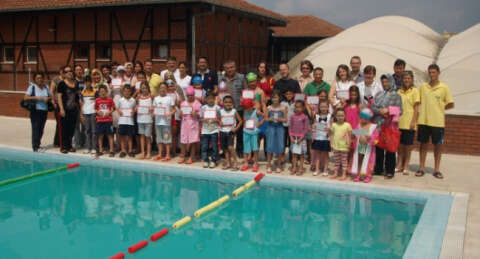 Bursa Deniz Yıldızları yetenekli yüzücüleri keşfediyor