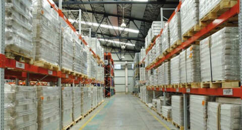 Eurometall alışverişe renk katıyor