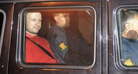 Breivik hükümetin istifasını istedi