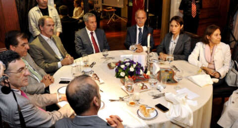 İftar sofrasında buluştular