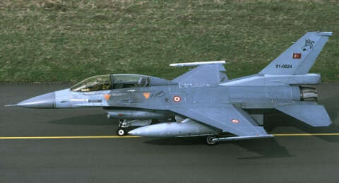 İlk Türk savaş uçağı yolda