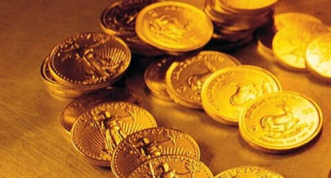 Altın yeniden uçuşa geçti