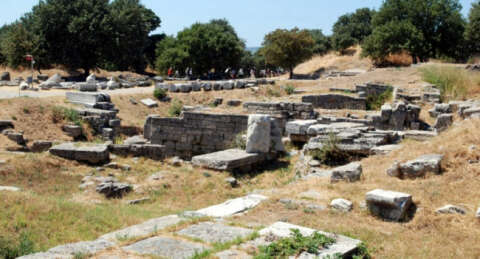 Troya Hazineleri üç seferde kaçırılmış