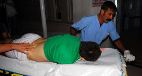 Polise halı sahada saldırı: 2 şehit