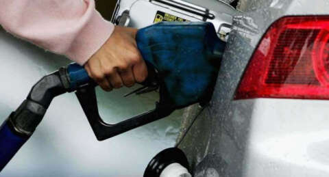 Benzine yine zam geldi