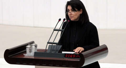 Leyla Zana'nın gözleri her şeyi anlatıyor