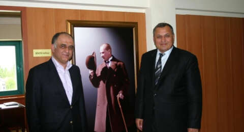 Kapıdan çevrildiği yere patron olarak girdi