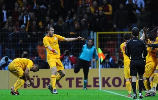 Bursaspor Galatasarayla karşılaştı