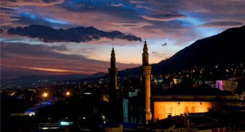 Bursa'da Bayram Namazı saati: 07.20