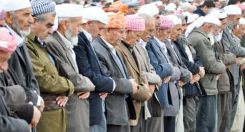 Altan Tan: Kürtçe vaaz dinlemeyi düşünüyor musun?