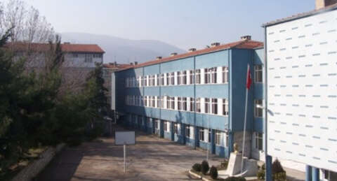 Bursa Anadolu Kız Lisesi Türkiye'yi temsil edecek