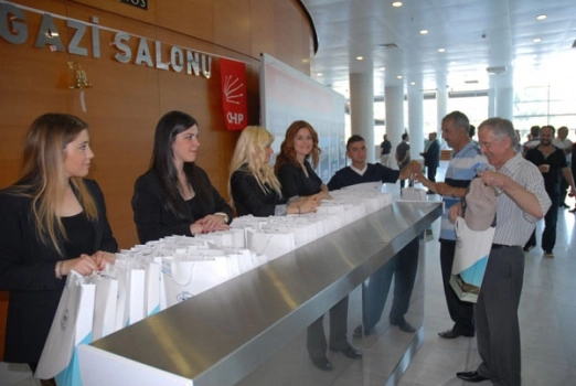 CHP Bursa İl Kongresi'nde 3 aday yarıştı