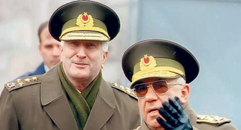 'Çevik Bir boşboğazlık etti, Özkasnak aptalca açıklama yaptı'