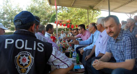 Harmancık'ta yağlı güreşte kavga çıktı