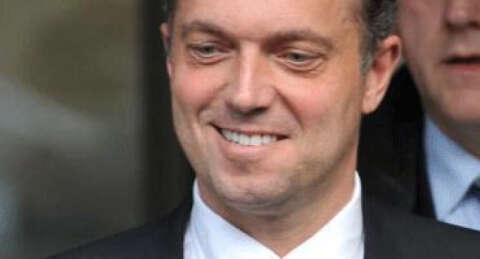 Cem Uzan'ın iadesi Fransa'dan resmen istendi