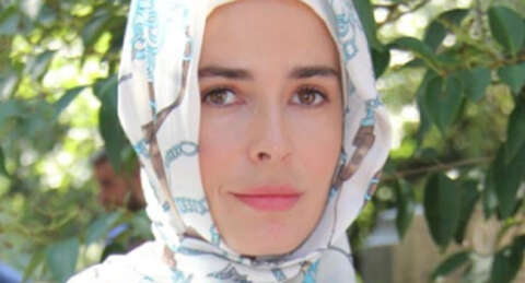 Pelin Batu türbana girdi!