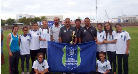 Büyükşehir Belediyespor'un atletizmdeki büyük başarısı
