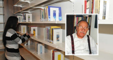 Ahmet Oktay Nilüfer Şiir Kütüphanesi'nin konuğu