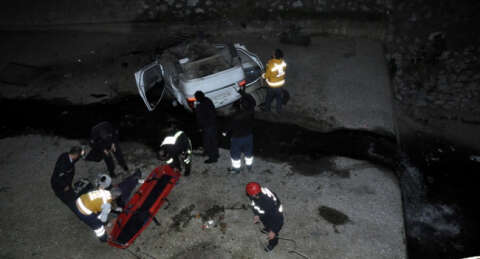 Otomobil Gökdere'ye uçtu: 6 yaralı