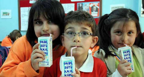 Okul sütü geri geldi