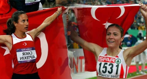 Süreyya Ayhan, Aslı Çakıralp Tekin'e alacak davası açtı