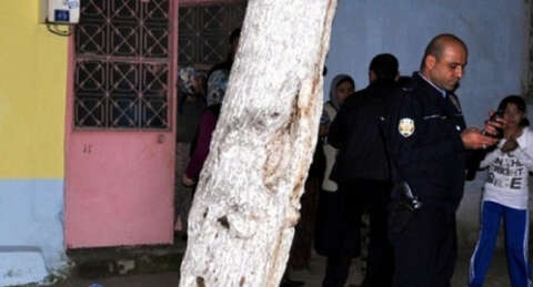 Telefonda uzun konuşan karısını öldürdü