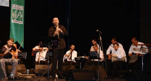 Hüsnü Şenlendirici ile müzik şöleni