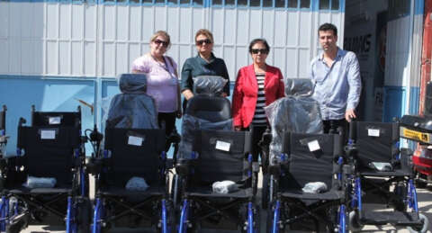 Nilüfer'de akülü sandalye yardımı