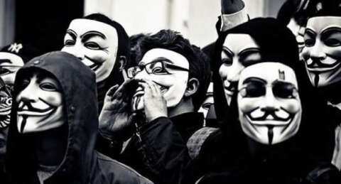'Anonymous'a operasyon: 4 gözaltı