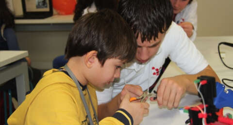 Genç mucitler bilim kampında buluşuyor