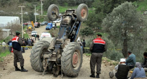 Mudanya'da traktör devrildi: 1 ölü