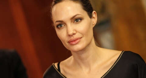 Angelina Jolie'nin teyzesi meme kanserine yenildi