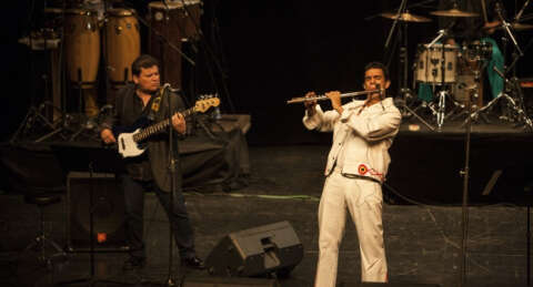 Huascar Barradas müzik ziyafeti verdi