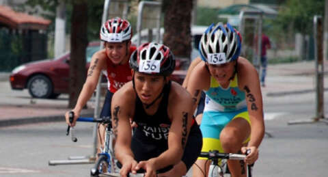 İznik'te triatlon heyecanı