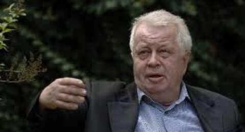 İnal Batu vefat etti