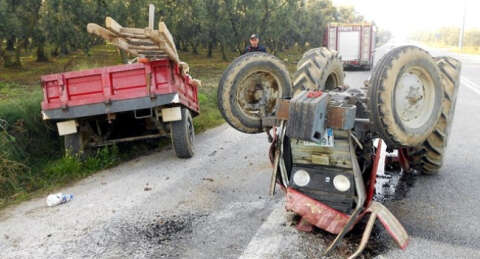 Orhaneli'de traktör faciası: 1 ölü, 1 yaralı