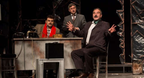 Bursa Şehir Tiyatrosu'na iki ödül