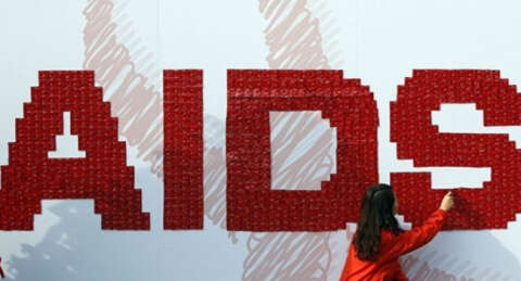 Öpüşmekle HIV bulaşır mı? 9 soruda AIDS...