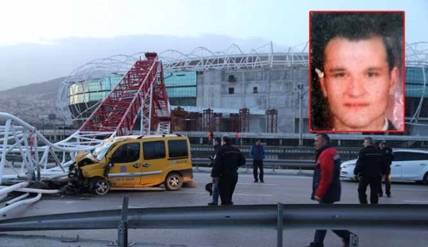 Lodos Timsah Arena'nın vincini devirdi: 1 ölü