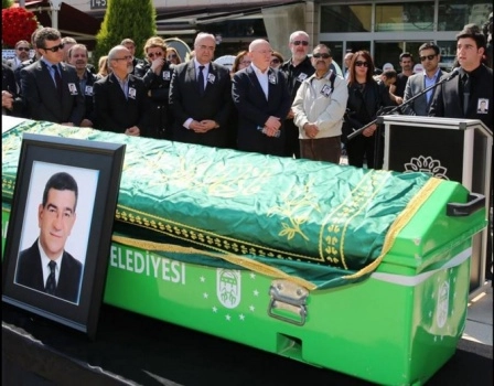 Usta gazeteci Erdal Çolak'a veda...