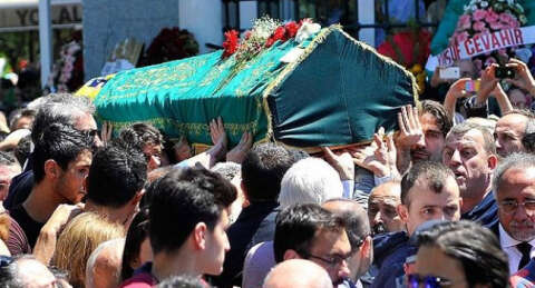 Zeki Alasya, son yolculuğuna uğurlandı